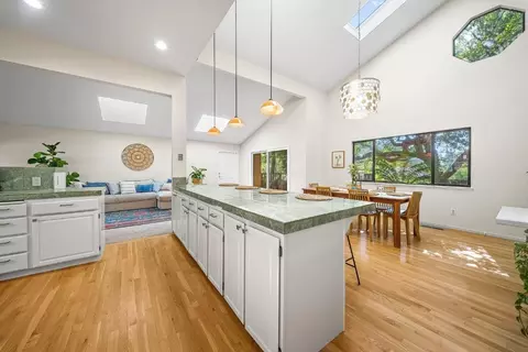 Kitchen - 175 Merry Ln, Aptos, CA 95003 photo 5 of 6