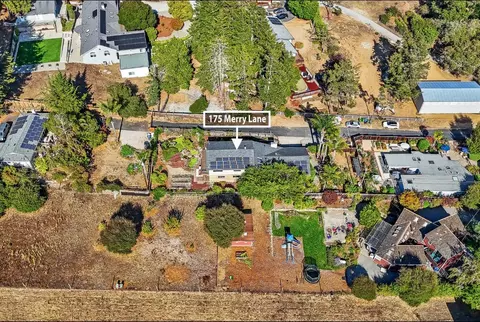 View/Area - 175 Merry Ln, Aptos, CA 95003 photo 4 of 5