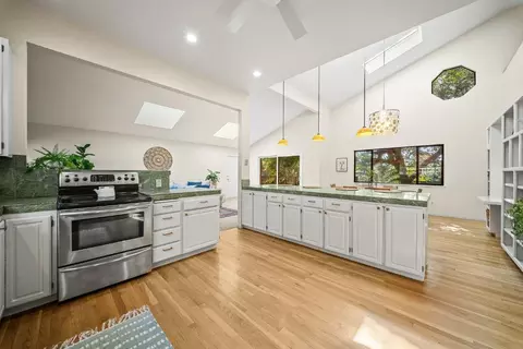 Kitchen - 175 Merry Ln, Aptos, CA 95003 photo 6 of 6