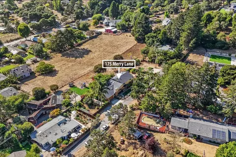 View/Area - 175 Merry Ln, Aptos, CA 95003 photo 3 of 5