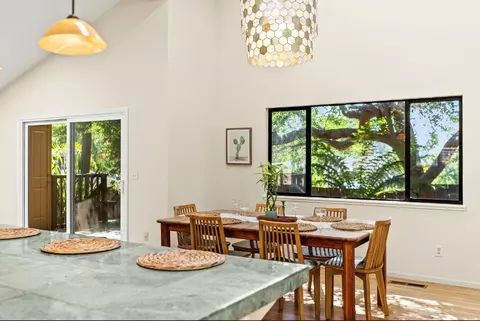 Dining - 175 Merry Ln, Aptos, CA 95003 photo 1 of 2