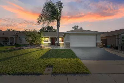 2360 Valley View Rd, Hollister, CA 95023