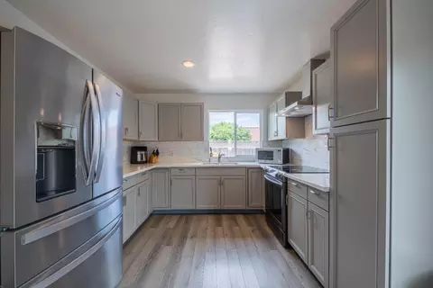 Kitchen - 8340 Forest St, Gilroy, CA 95020 photo 1 of 4