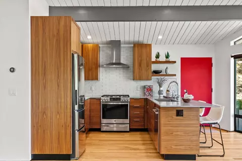 Kitchen - 407 Webster Dr, Ben Lomond, CA 95005 photo 3 of 5