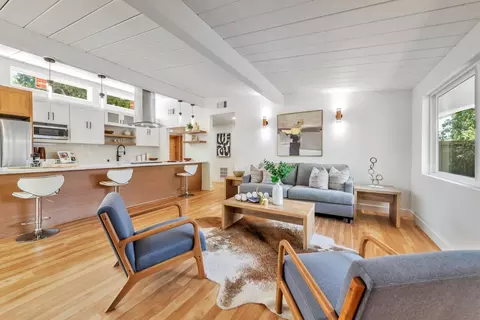 4225 Park Blvd, Palo Alto, CA 94306