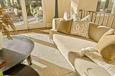 Living - 484 Cherry Ave, Los Altos, CA 94022 photo 6 of 6