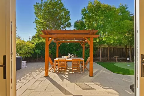 Exterior - 484 Cherry Ave, Los Altos, CA 94022 photo 9 of 15