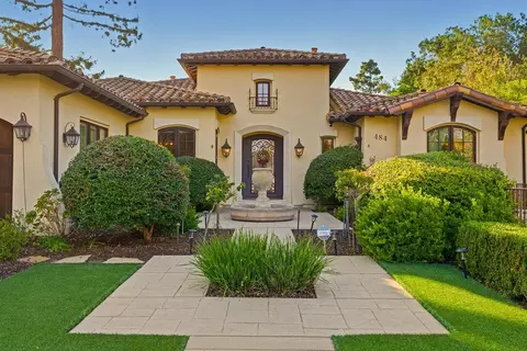 Exterior - 484 Cherry Ave, Los Altos, CA 94022 photo 4 of 15