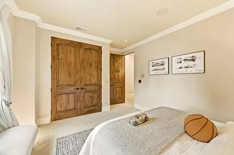 Bedroom - 484 Cherry Ave, Los Altos, CA 94022 photo 6 of 10