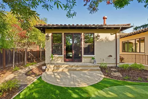Exterior - 484 Cherry Ave, Los Altos, CA 94022 photo 10 of 15