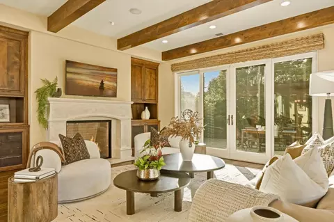 Living - 484 Cherry Ave, Los Altos, CA 94022 photo 5 of 6