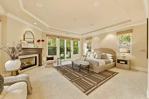 Bedroom - 484 Cherry Ave, Los Altos, CA 94022 photo 1 of 10