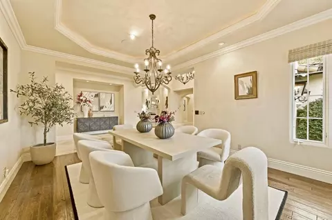 Dining - 484 Cherry Ave, Los Altos, CA 94022 photo 3 of 6