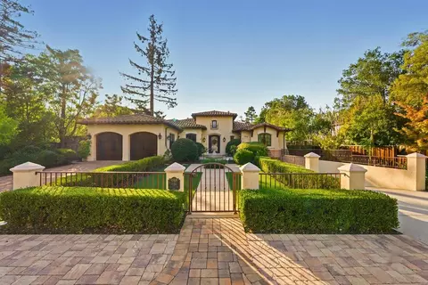 Exterior - 484 Cherry Ave, Los Altos, CA 94022 photo 3 of 15