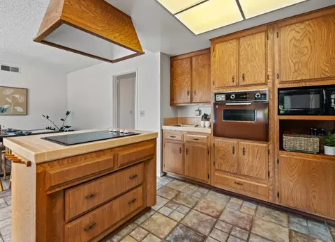 22300 Capote Dr, Salinas, CA 93908 photo 12