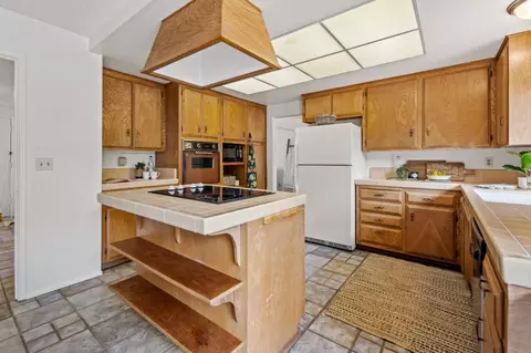 22300 Capote Dr, Salinas, CA 93908 photo 11
