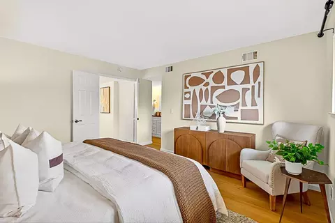 3127 Loma Verde Dr 21, San Jose, CA 95117