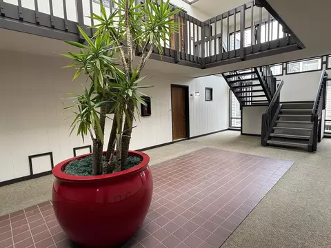 455 Pine Ave, Half Moon Bay, CA 94019 photo 2