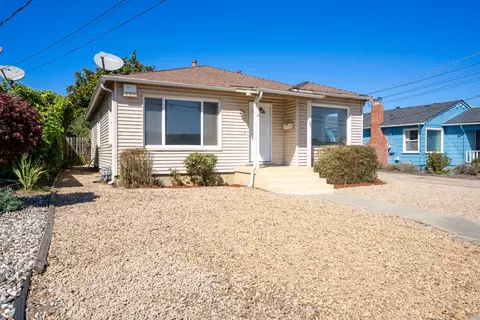 38 Clifford Ave, Watsonville, CA 95076