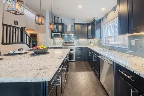 Kitchen - 831 Cactus Ct, Salinas, CA 93905 photo 4 of 4