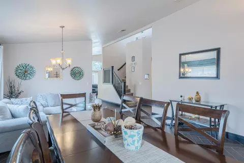 Dining - 831 Cactus Ct, Salinas, CA 93905 photo 1 of 2