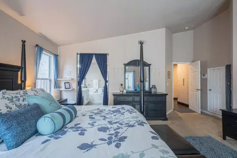 Bedroom - 831 Cactus Ct, Salinas, CA 93905 photo 2 of 7