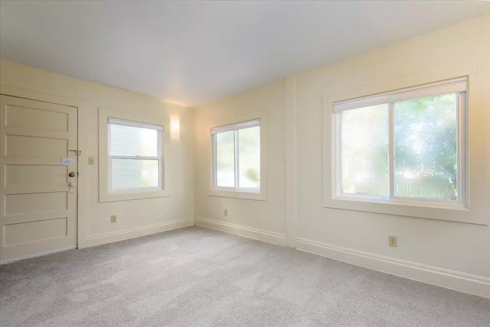 Living - 1678 24th Ave, San Francisco, CA 94122 photo 6 of 6