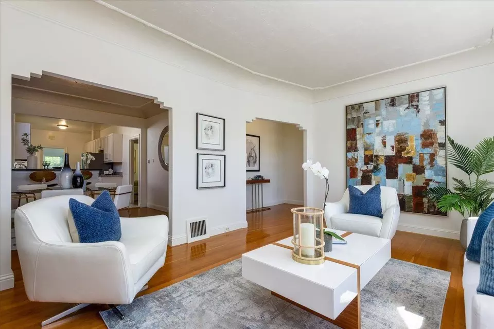 Living - 1678 24th Ave, San Francisco, CA 94122 photo 4 of 6