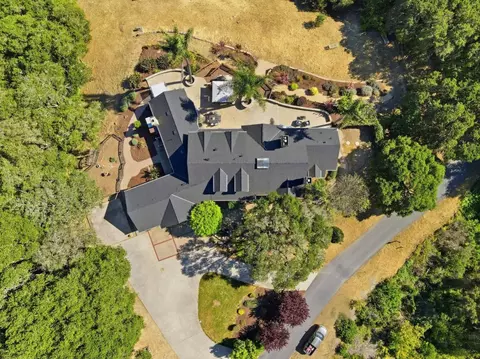 View/Area - 380 Mockingbird Ridge Rd, Watsonville, CA 95076 photo 11 of 12