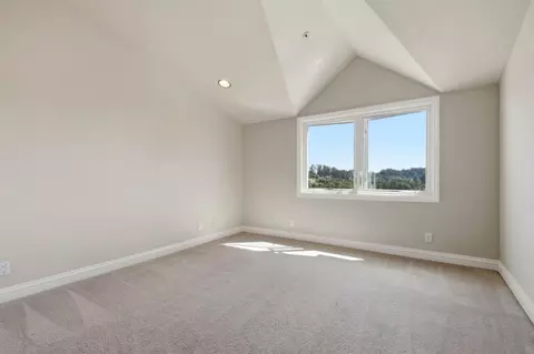 Bedroom - 380 Mockingbird Ridge Rd, Watsonville, CA 95076 photo 6 of 7