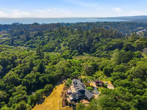 View/Area - 380 Mockingbird Ridge Rd, Watsonville, CA 95076 photo 7 of 12