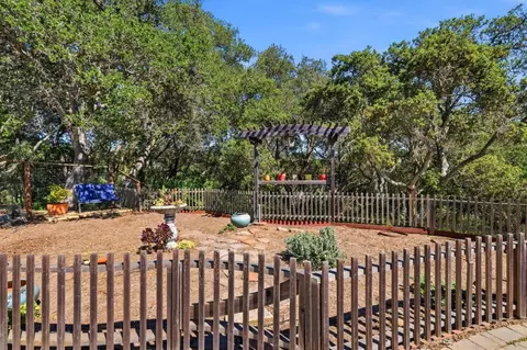 Exterior - 380 Mockingbird Ridge Rd, Watsonville, CA 95076 photo 6 of 10