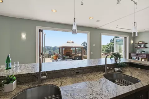 Kitchen - 380 Mockingbird Ridge Rd, Watsonville, CA 95076 photo 1 of 4