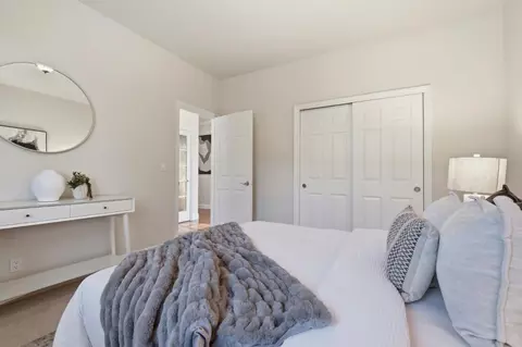 Bedroom - 380 Mockingbird Ridge Rd, Watsonville, CA 95076 photo 3 of 7