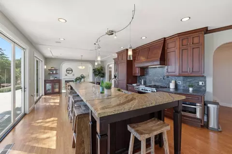 Kitchen - 380 Mockingbird Ridge Rd, Watsonville, CA 95076 photo 3 of 4