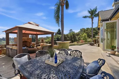 Exterior - 380 Mockingbird Ridge Rd, Watsonville, CA 95076 photo 4 of 10