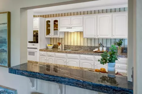 Kitchen - 16 Shepherds Knl, Pebble Beach, CA 93953 photo 1 of 3