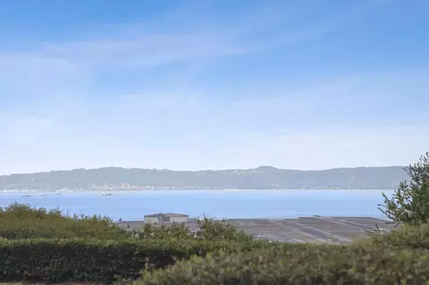340 Vallejo Dr 50, Millbrae, CA 94030
