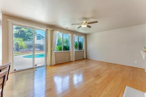 Living - 769 Dody, Manteca, CA 95337 photo 3 of 7
