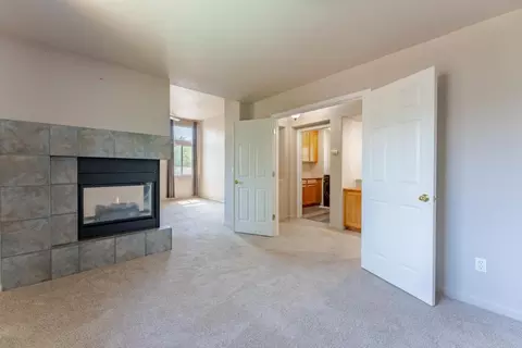 Living - 769 Dody, Manteca, CA 95337 photo 6 of 7