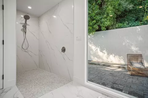 Bath - 4171 Sunset Ln, Pebble Beach, CA 93953 photo 2 of 5