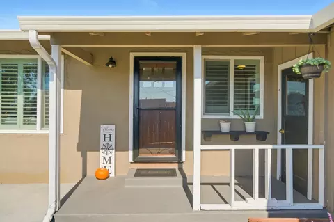 35942 Adobe Dr, Fremont, CA 94536 photo 2