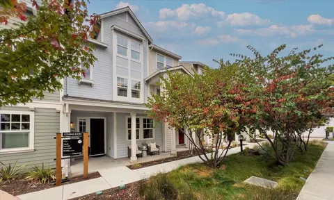 117 Orbit Way, Mountain View, CA 94043