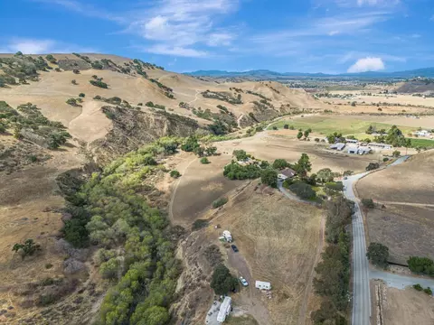 00 Southside Rd, Hollister, CA 95023