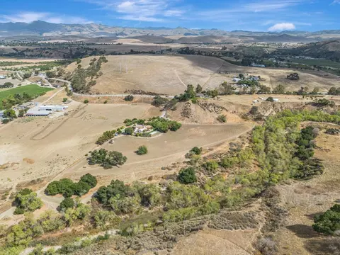 00 Southside Rd, Hollister, CA 95023 photo 2