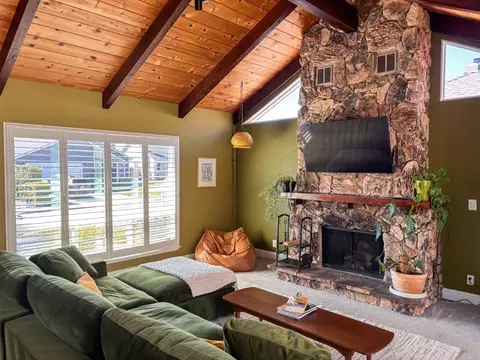 100 Harbour Dr, El Granada, CA 94018