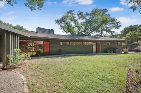 17695 John Telfer, Morgan Hill, CA 95037