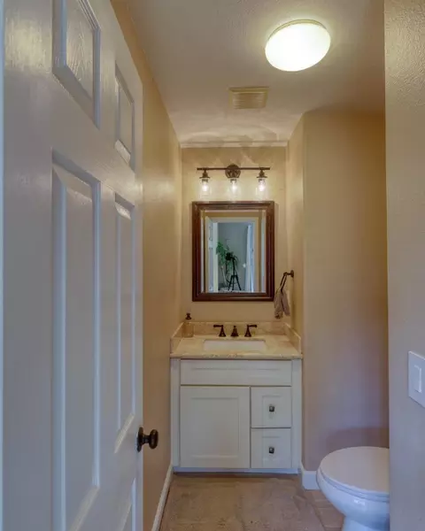 1808 Bradbury St, Salinas, CA 93906 photo 10