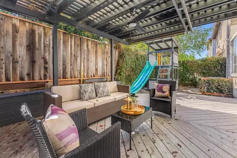 Exterior - 940 Sunbonnet Loop, San Jose, CA 95125 photo 2 of 7