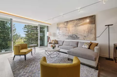 1330 University Dr 66, Menlo Park, CA 94025